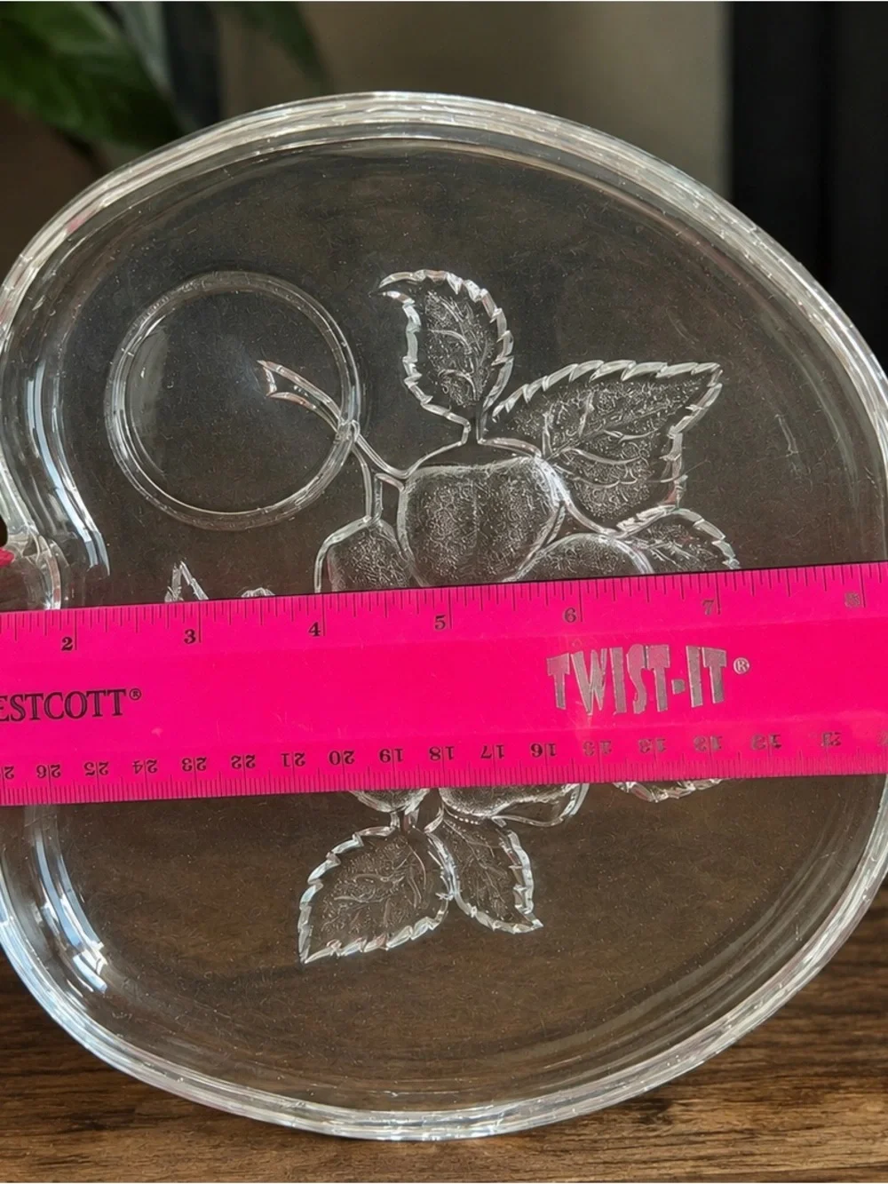Vintage Clear Glass Apple Snack Set 2 Cups & 2 Apple Shaped Snack Plates